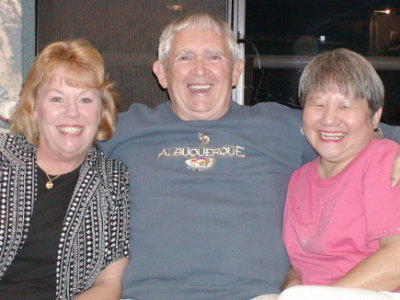 pic of Linda, Steve & Amy Turney