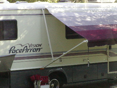 picture of RV awning arms